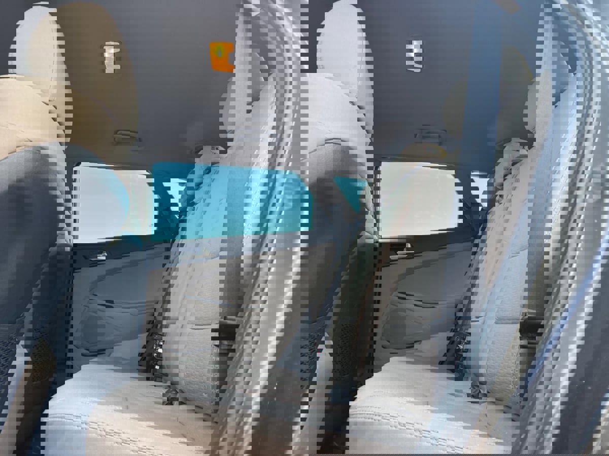 Used 2020 Hyundai Tucson SE image 17