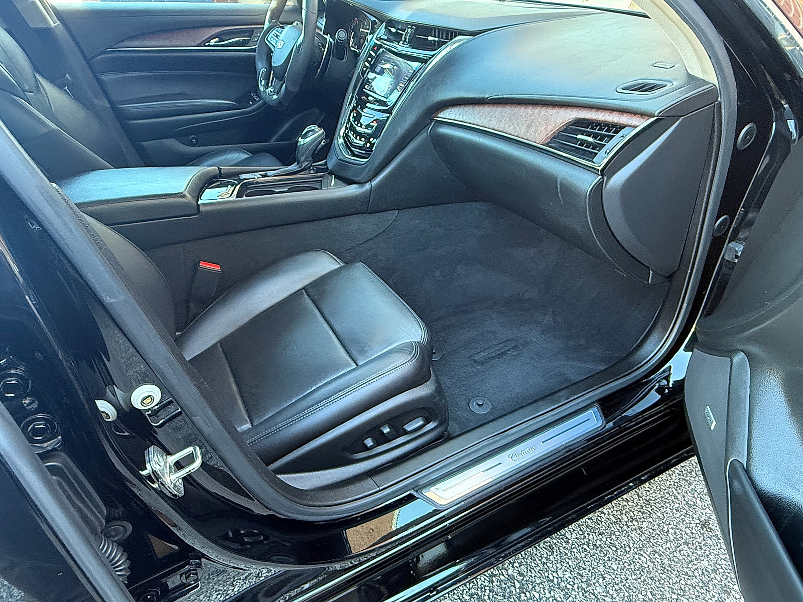 Used 2019 Cadillac CTS Luxury image 23