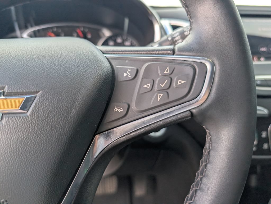 Used 2024 Chevrolet Equinox LT FWD image 21