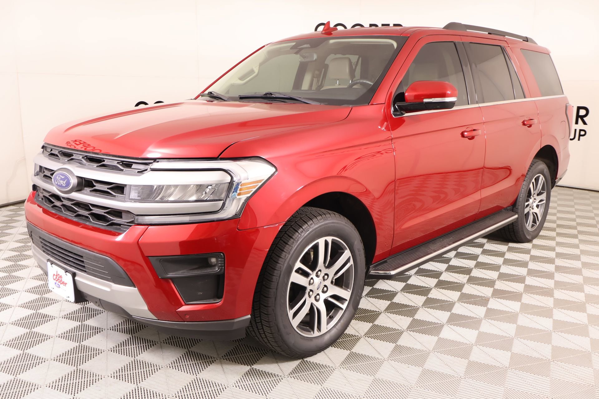 Used 2022 Ford Expedition XLT RWD image 11