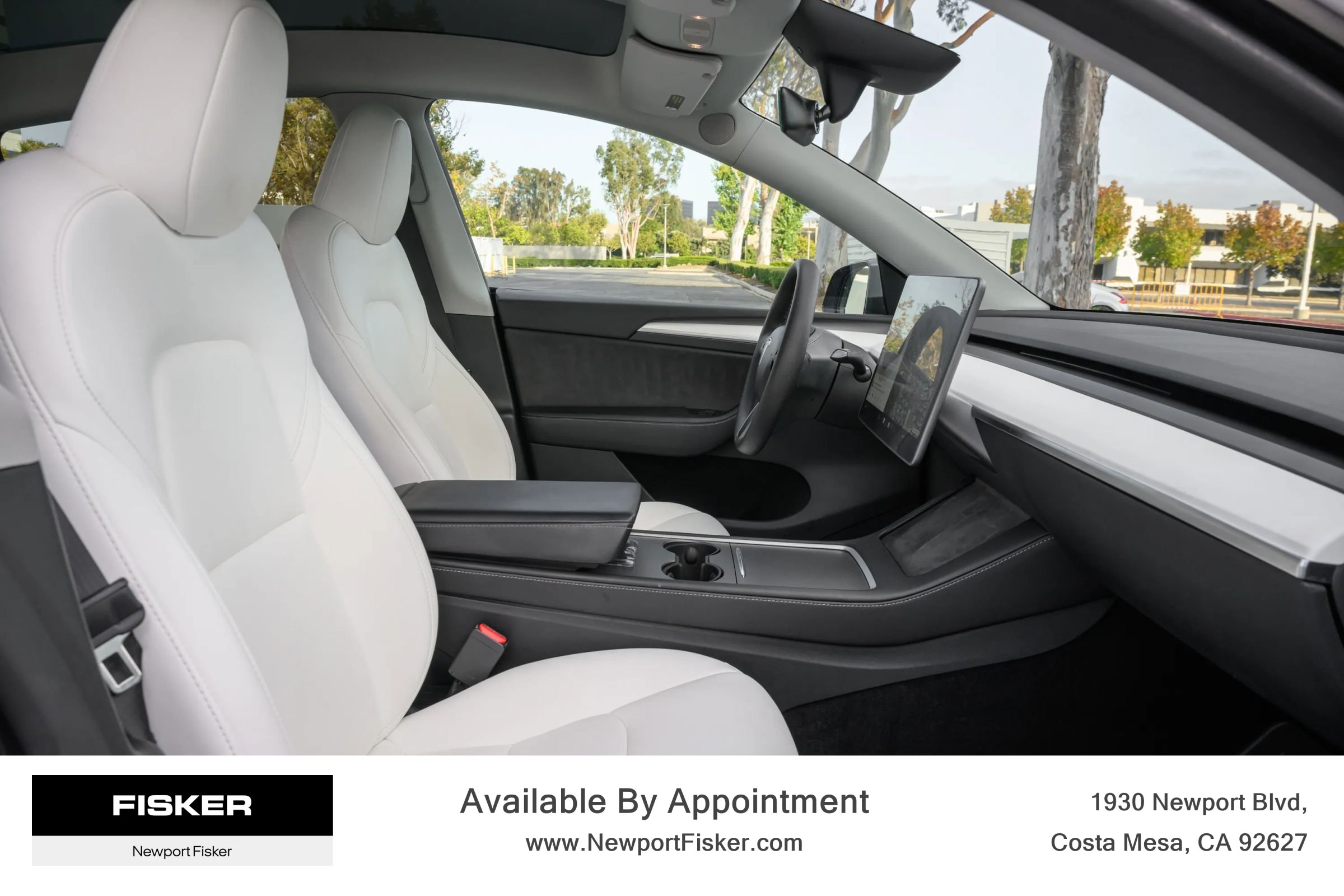 Used 2024 Tesla Model Y Long Range AWD/4WD image 32
