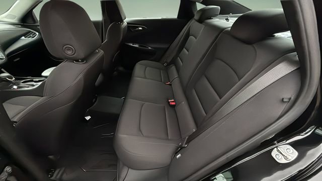 Used 2025 Chevrolet Malibu RS image 19