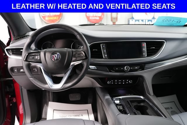 Used 2024 Buick Enclave Premium AWD/4WD image 2