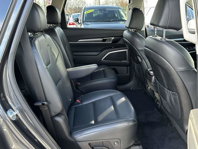 Used 2022 Kia Telluride S image 20