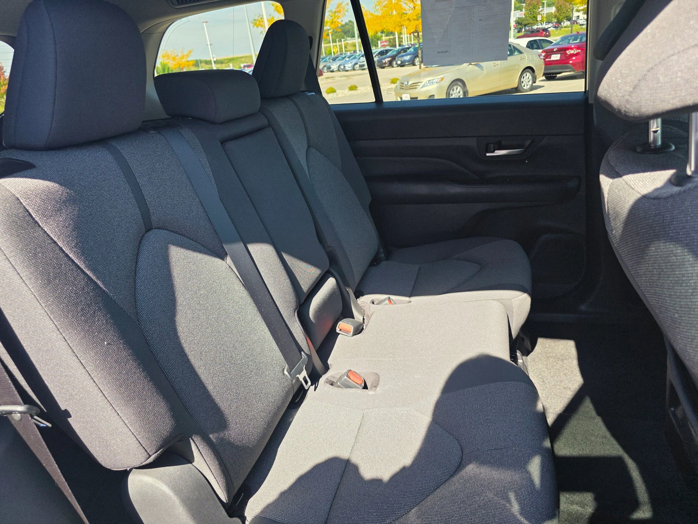 Used 2025 Toyota Grand Highlander AWD image 8