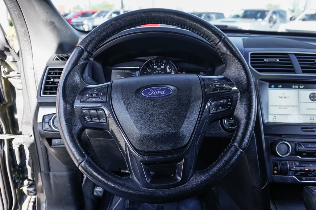 Used 2017 Ford Explorer XLT w/ Equipment Group 201A image 21