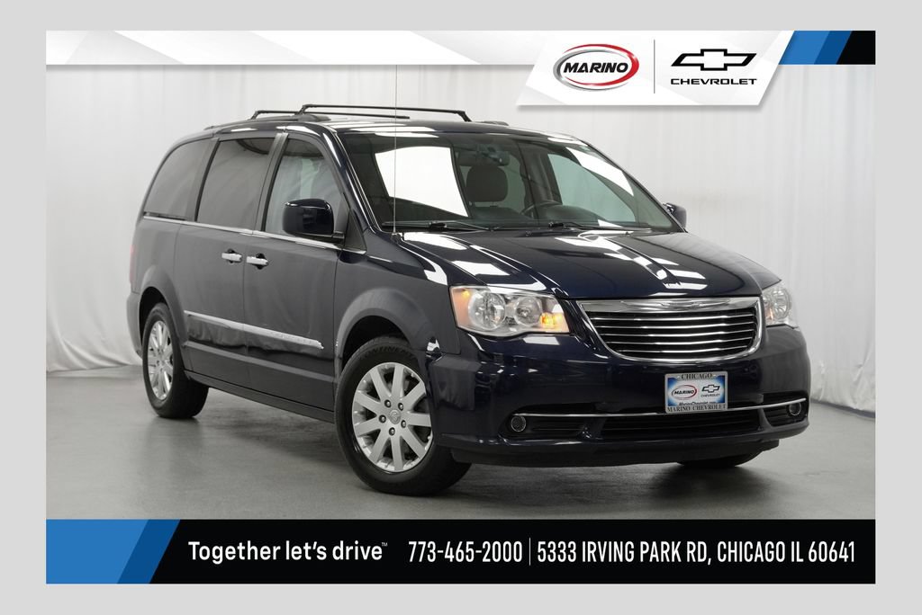 Used 2016 Chrysler Town & Country Touring w/ Driver Convenience Group