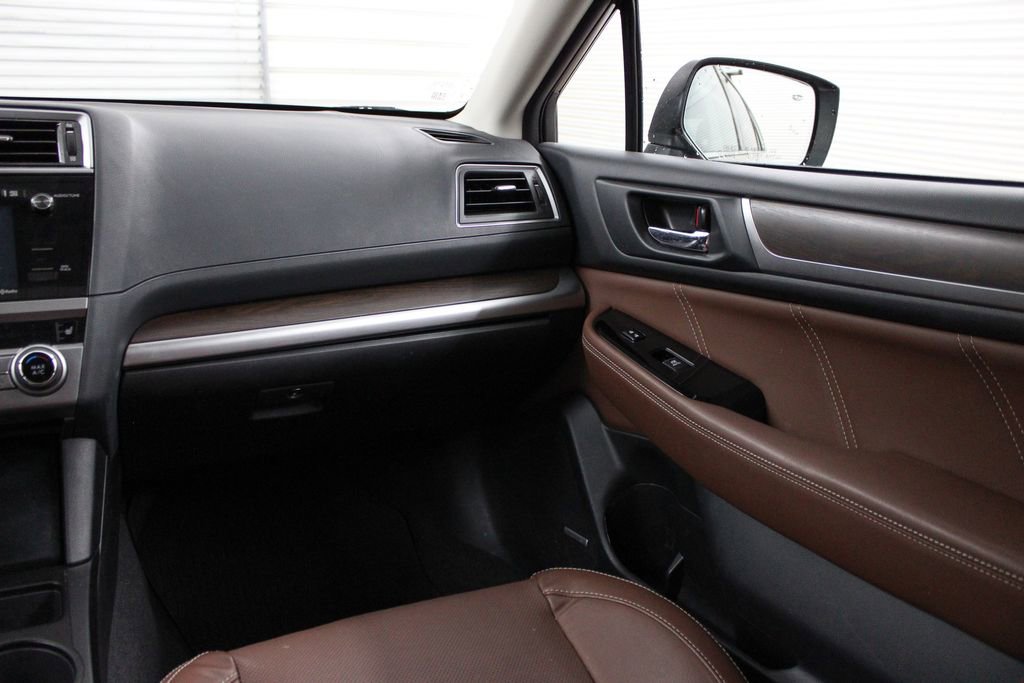 Used 2017 Subaru Outback 3.6R Touring w/ Popular Package #5A image 22