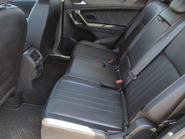 Used 2022 Volkswagen Tiguan SE FWD image 23