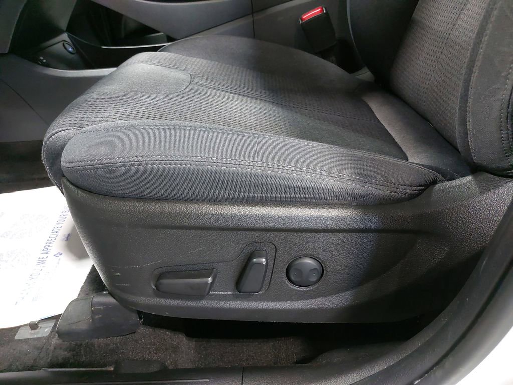 Certified 2023 Hyundai Santa Fe SEL image 29