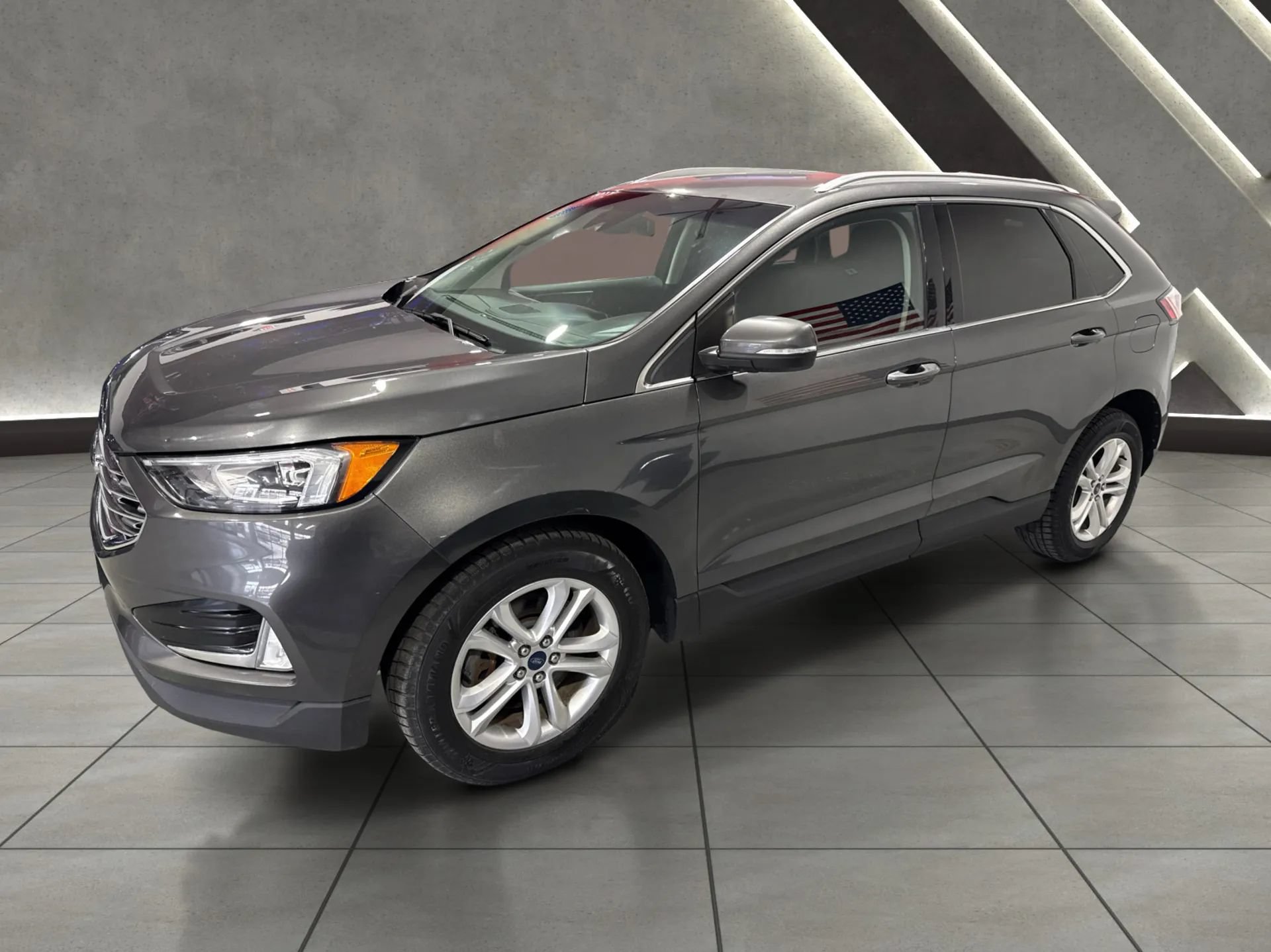 Used 2019 Ford Edge SEL w/ Cargo Accessory Package AWD/4WD image 6