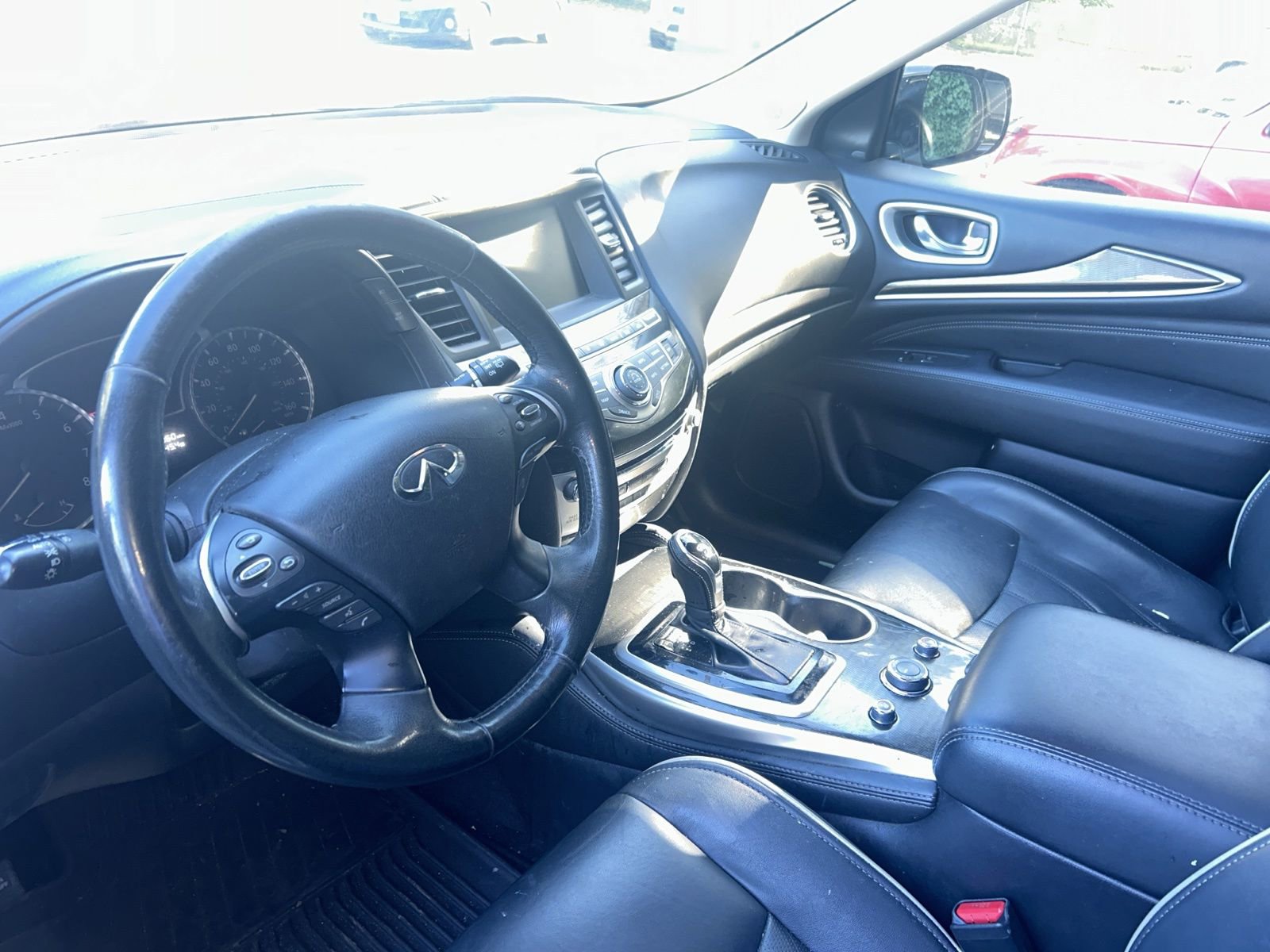 Used 2019 INFINITI QX60 Luxe w/ Essential Package image 12