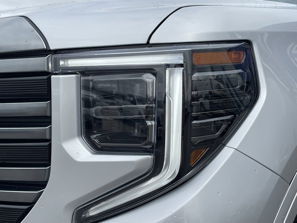 Used 2022 GMC Sierra 1500 AT4 w/ AT4 Premium Package image 38