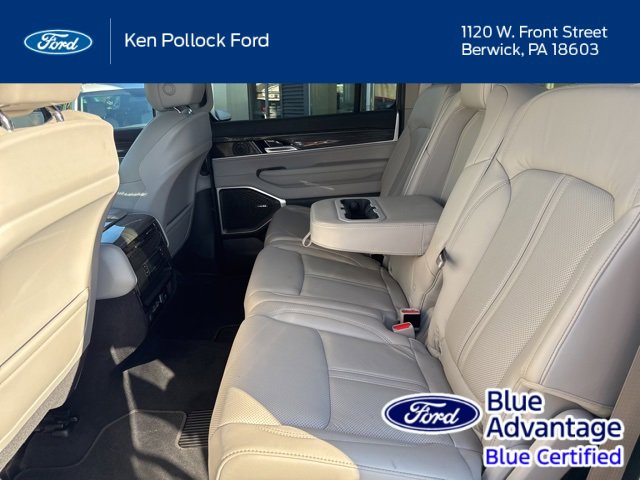 Used 2022 Jeep Wagoneer Series II image 43