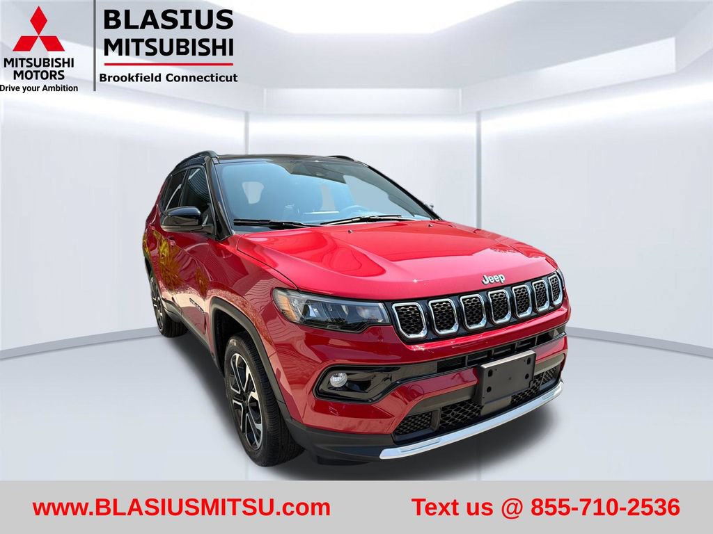 Used 2023 Jeep Compass Limited w/ Sun and Sound Group AWD/4WD image 5
