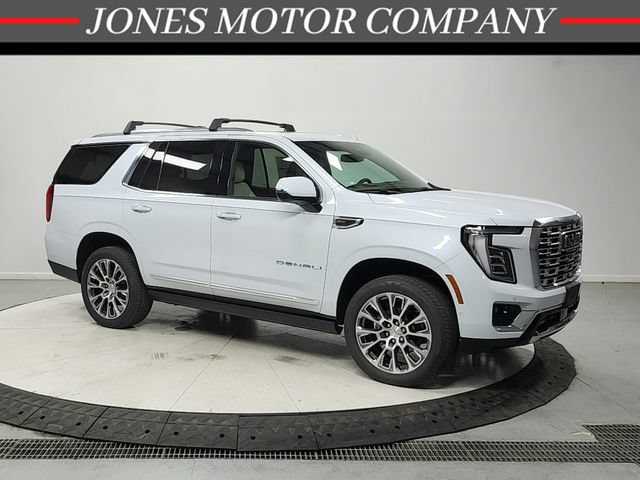New 2026 GMC Yukon Denali w/ Sun & Power Step Package