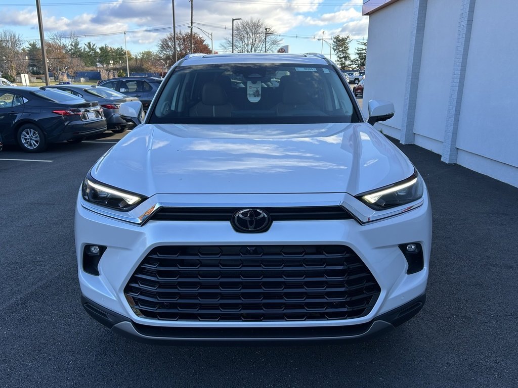 New 2026 Toyota Grand Highlander Platinum AWD/4WD image 8