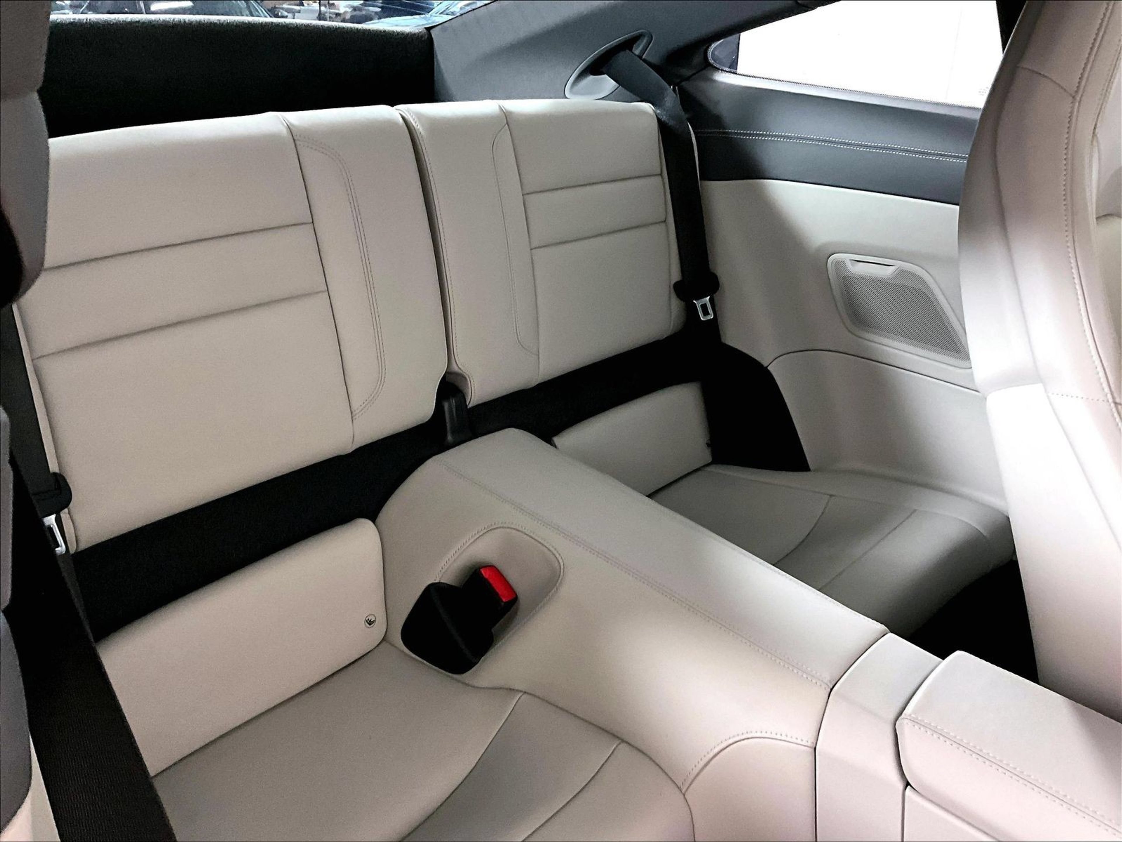 Certified 2020 Porsche 911 Carrera RWD image 23