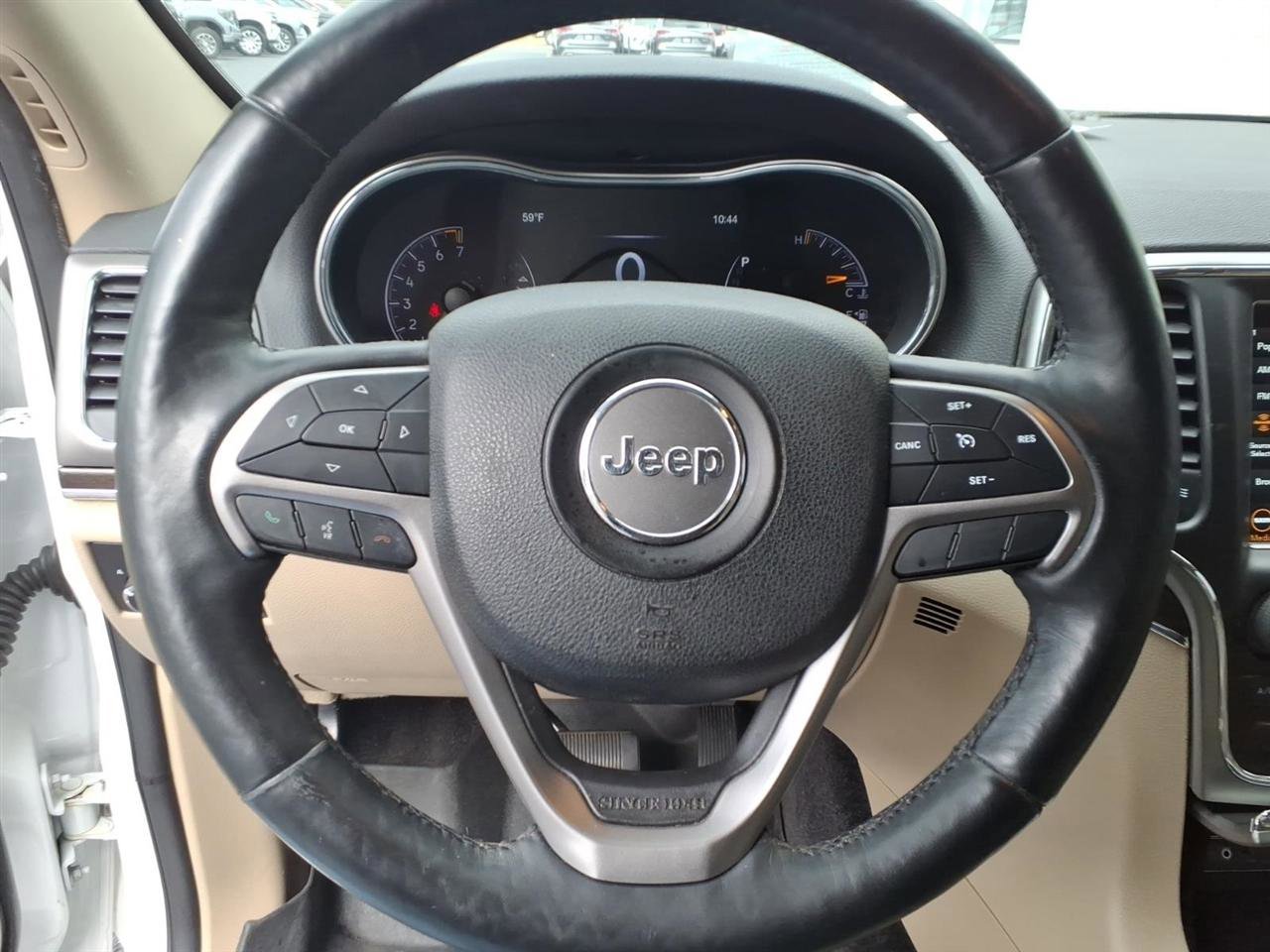 Used 2018 Jeep Grand Cherokee Limited w/ Luxury Group II image 8