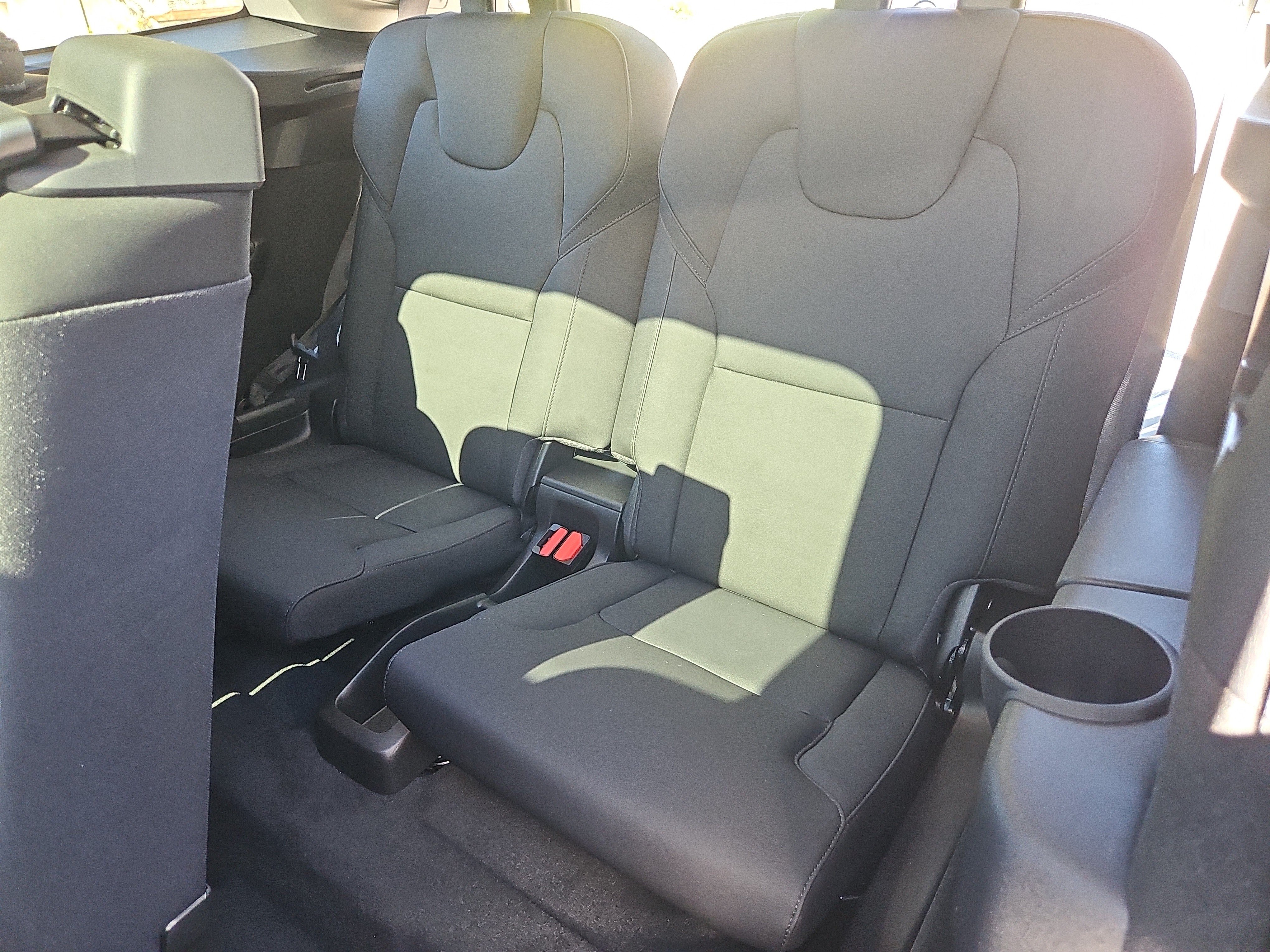 New 2027 Volvo XC90 B6 Plus AWD/4WD image 22