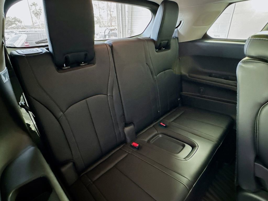 Certified 2026 INFINITI QX60 Luxe w/ Cargo Package image 29