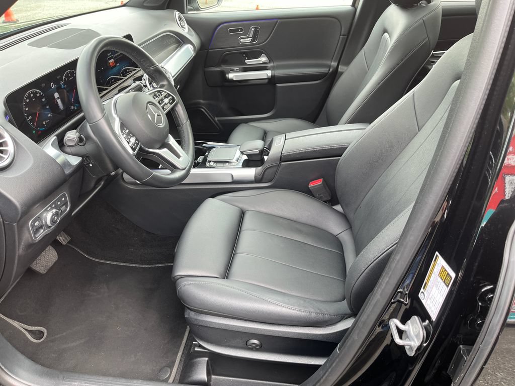 Used 2023 Mercedes-Benz GLB 250 4MATIC image 35