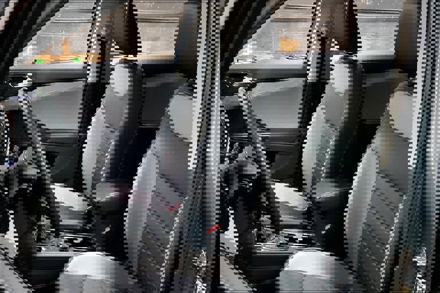 Used 2022 Volkswagen Taos SEL image 27