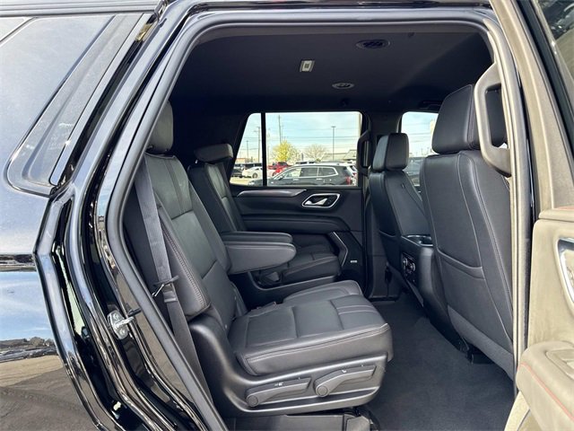 Used 2022 Chevrolet Tahoe RST w/ Luxury Package image 17