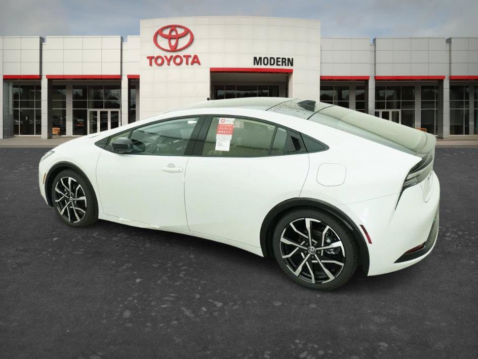 New 2026 Toyota Prius Plug-In Hybrid w/ Limited Premium Package FWD image 12