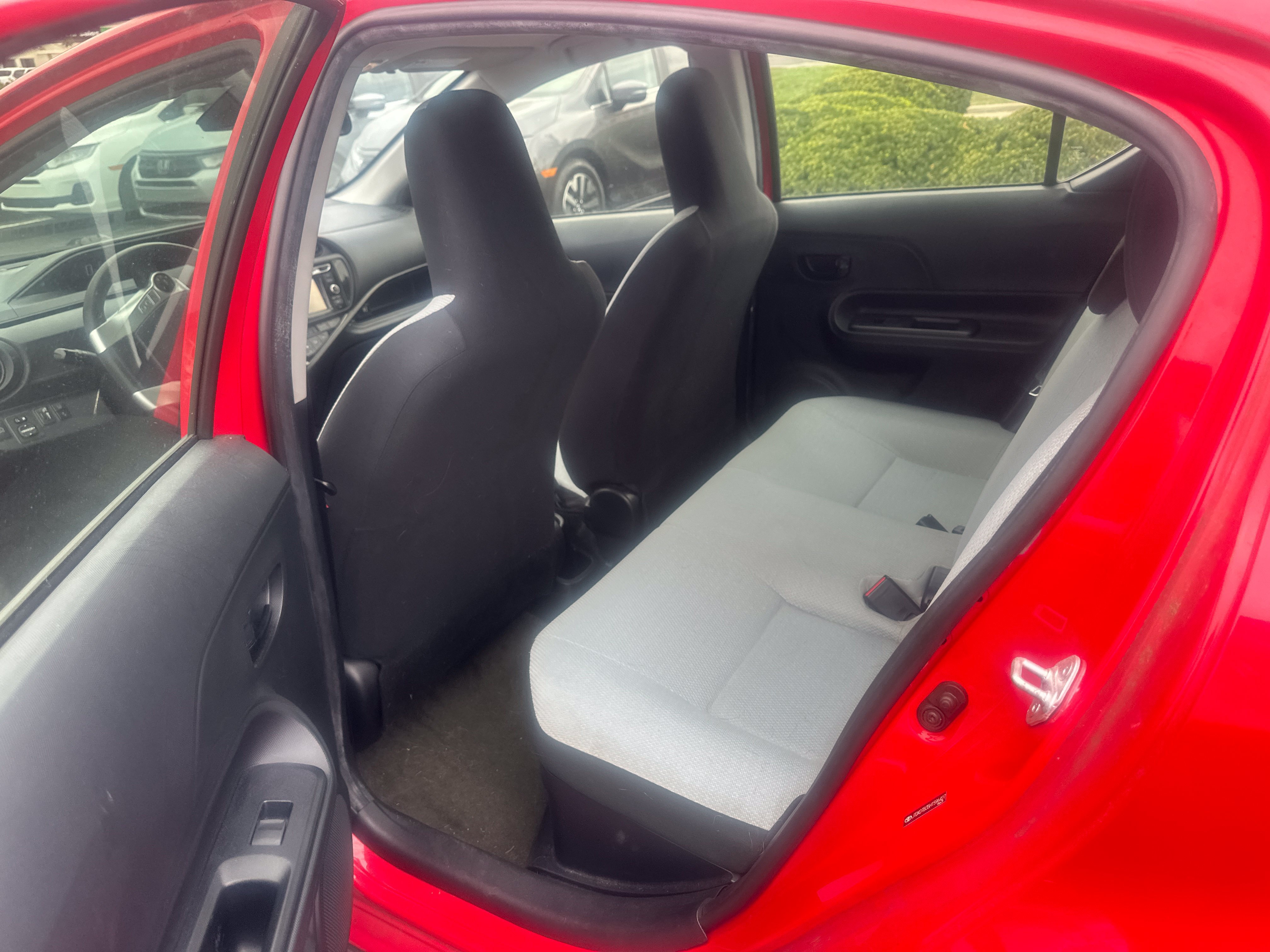 Used 2017 Toyota Prius C One FWD image 6