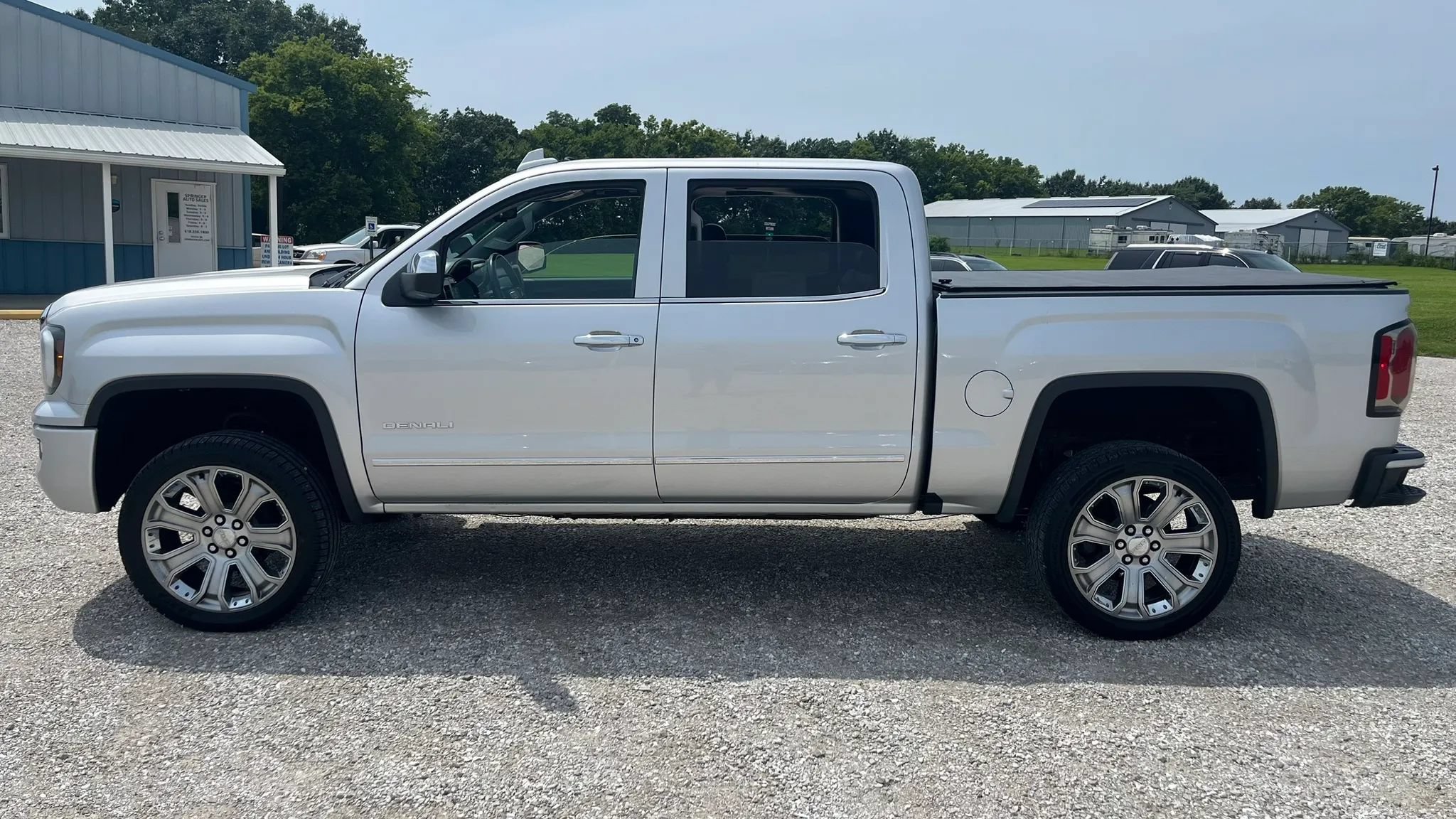 Used 2018 GMC Sierra 1500 Denali w/ Denali Ultimate Package AWD/4WD image 6