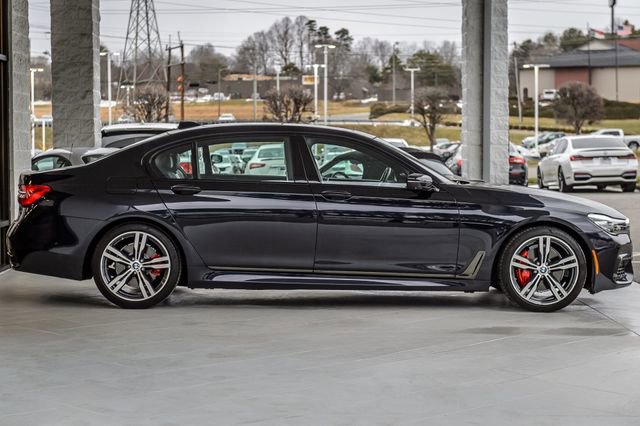 Used 2019 BMW 740i w/ Executive Package image 57