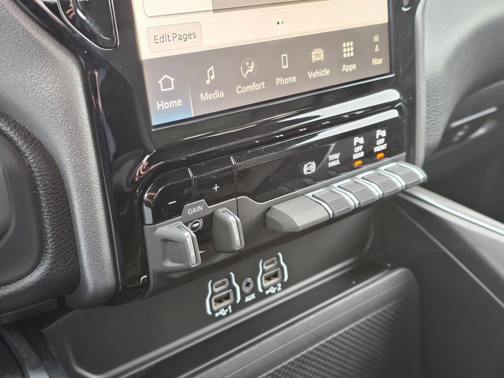 New 2025 RAM 3500 Big Horn image 23