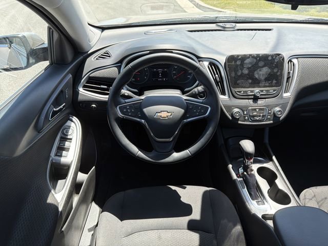 Used 2023 Chevrolet Malibu RS FWD image 22