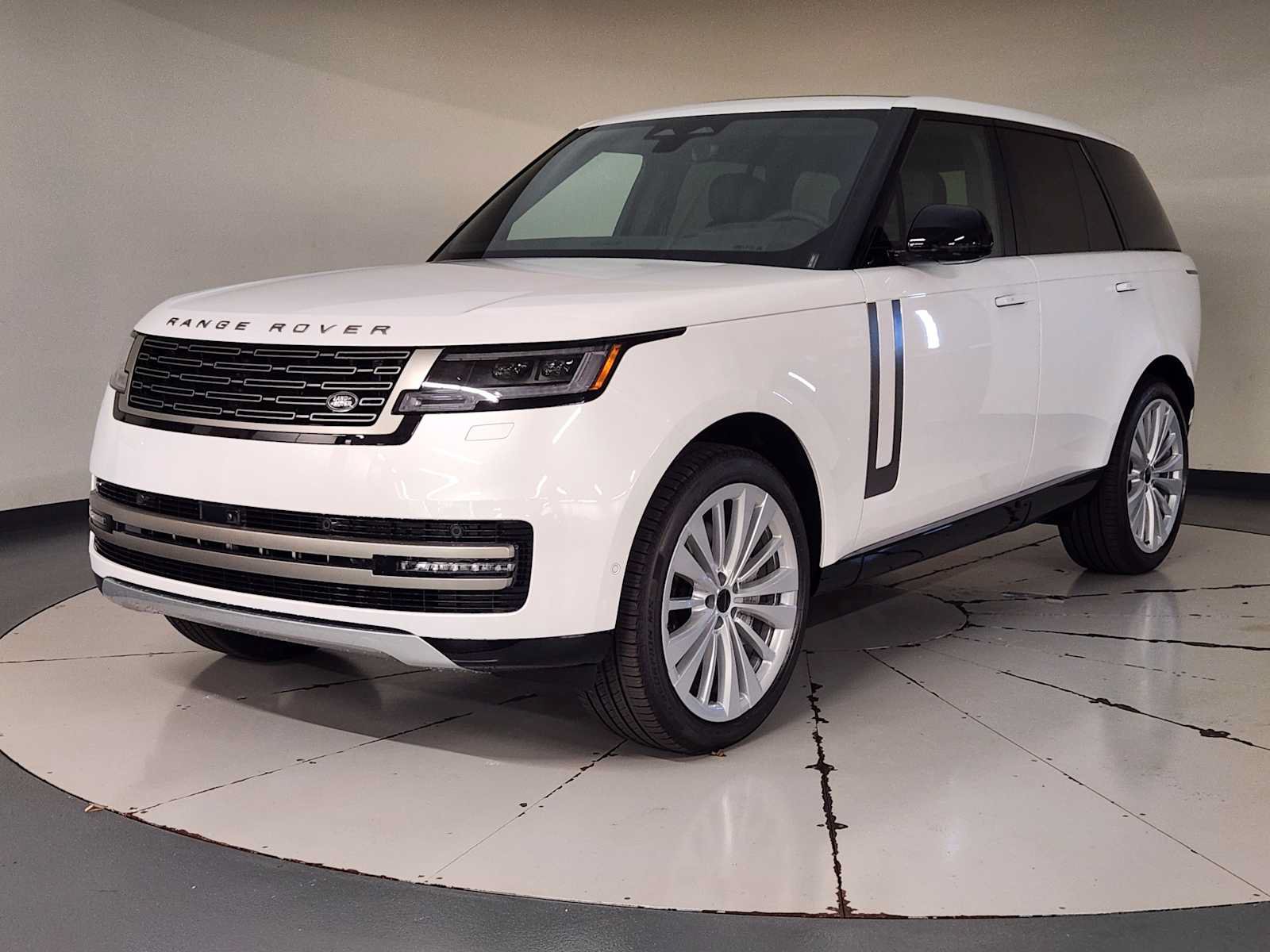 New 2026 Land Rover Range Rover SE AWD/4WD video 1