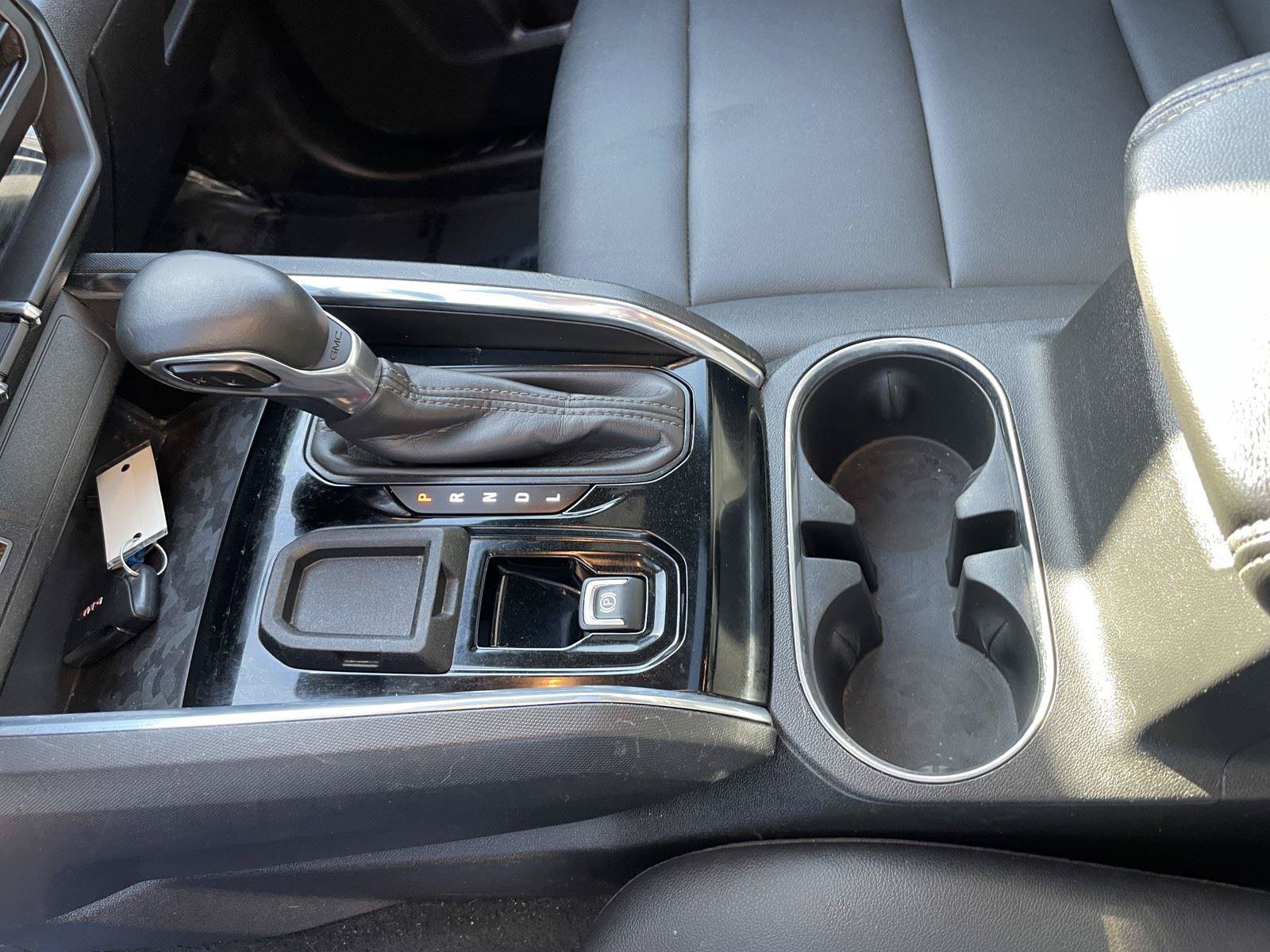 Used 2024 GMC Canyon Elevation w/ Elevation Premium Package RWD image 20