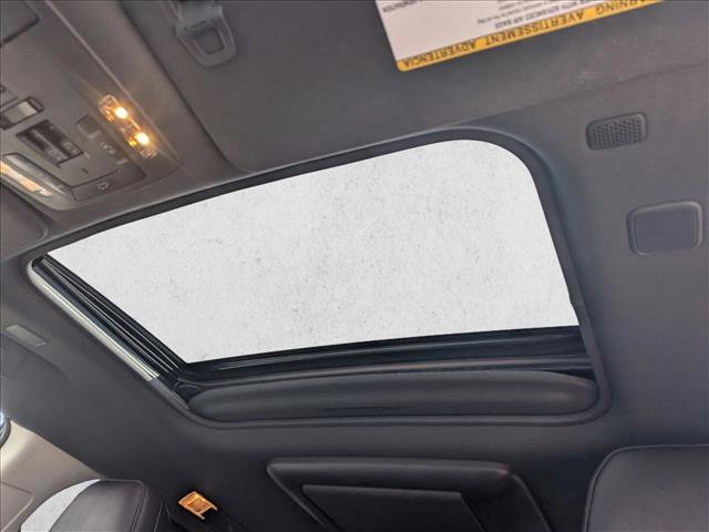 Used 2021 Toyota Sienna Platinum image 16