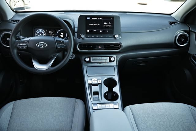 Used 2023 Hyundai Kona SE w/ Cargo Package FWD image 26