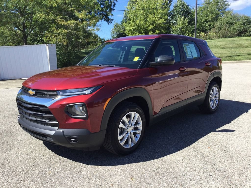 Used 2023 Chevrolet TrailBlazer LS FWD image 3