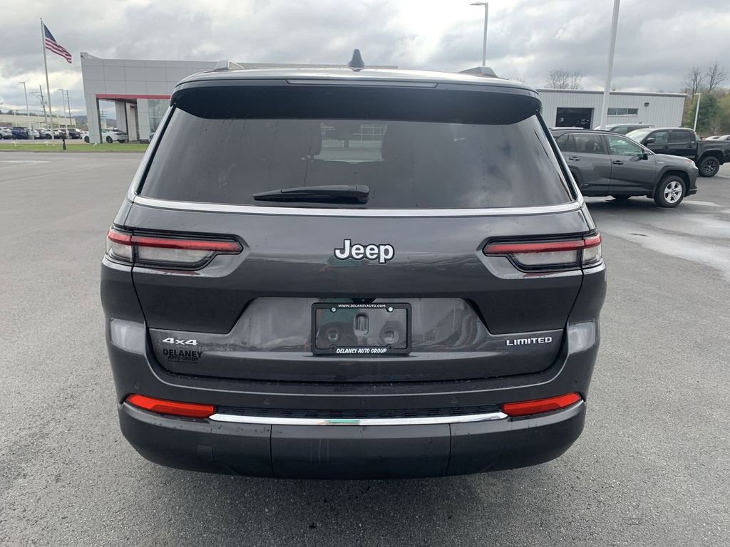 Used 2024 Jeep Grand Cherokee L Limited image 7
