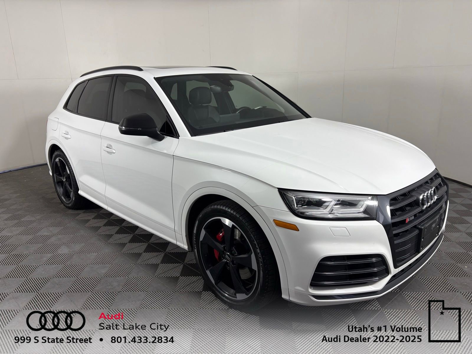 Used 2019 Audi SQ5 Premium Plus w/ Premium Plus Package AWD/4WD image 1