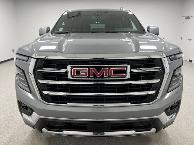 Used 2025 GMC Yukon XL Elevation AWD/4WD image 3