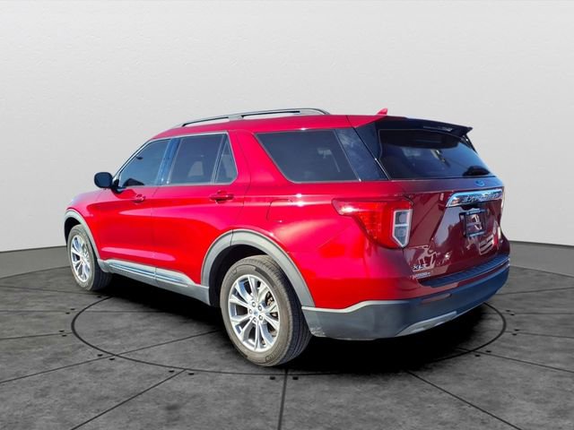 Used 2020 Ford Explorer XLT w/ Equipment Group 202A image 5