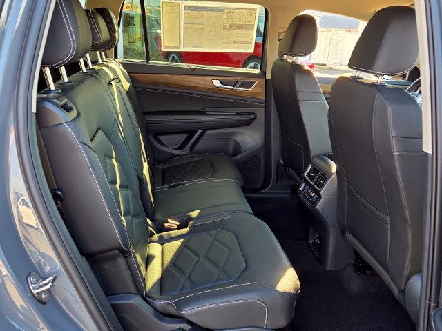 New 2026 Volkswagen Atlas SE AWD/4WD image 18