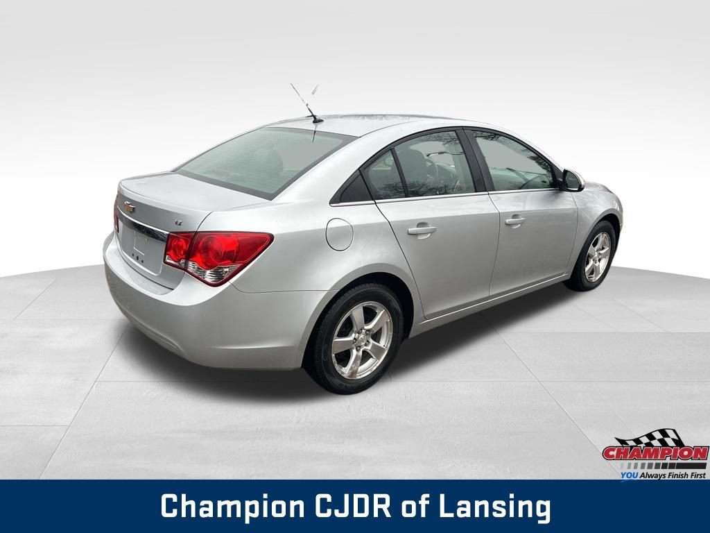 Used 2011 Chevrolet Cruze LT FWD image 5