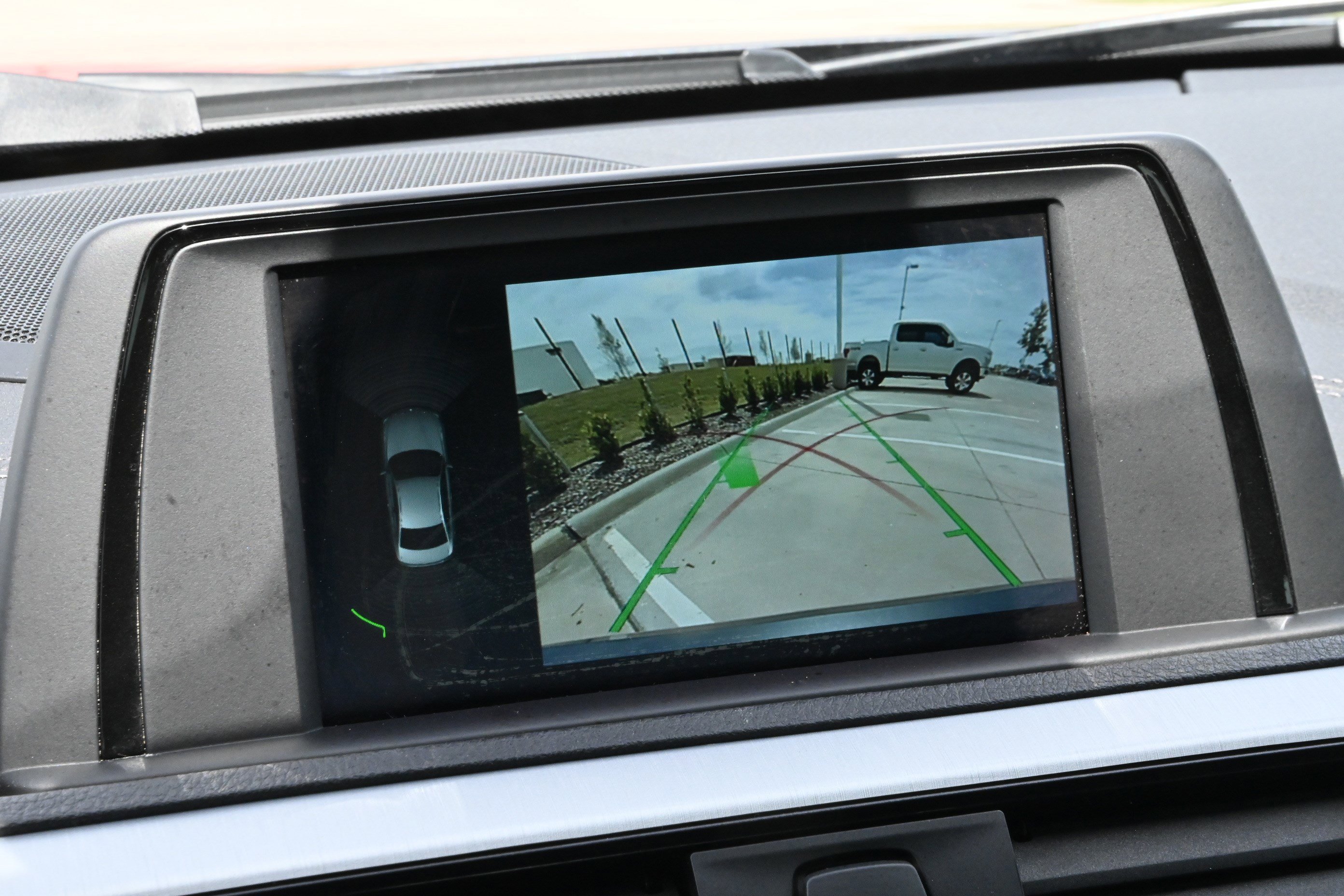 Used 2020 BMW 230i Coupe w/ Convenience Package image 17