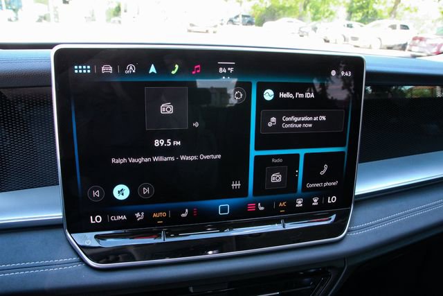 Certified 2025 Volkswagen Tiguan SE image 22