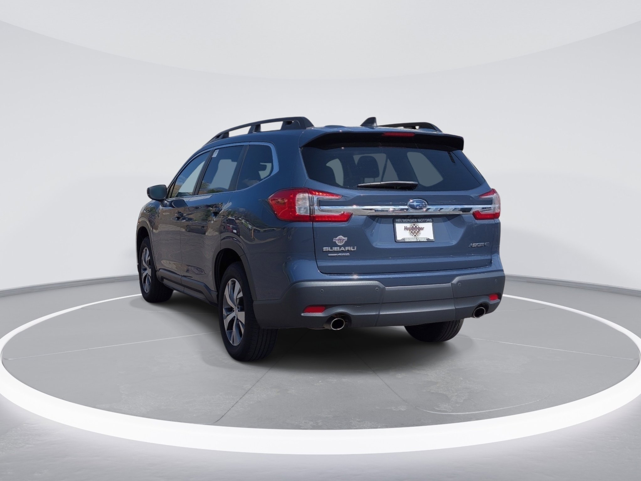 Used 2025 Subaru Ascent Premium AWD/4WD image 5