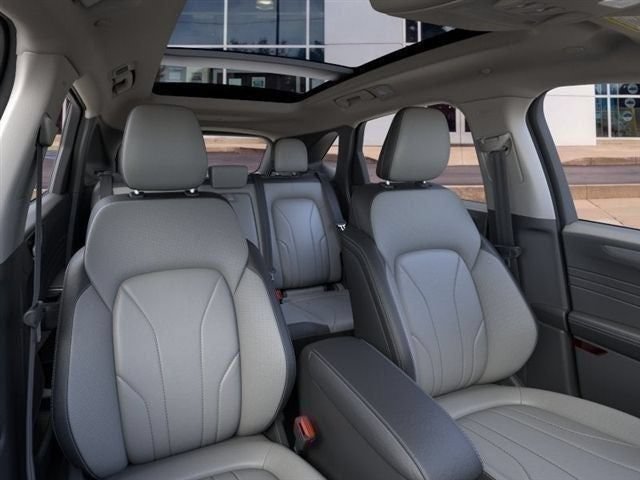 New 2025 Ford Escape SE w/ PHEV Premium Package FWD image 10