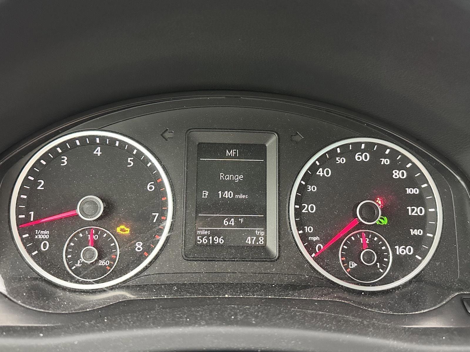 Used 2010 Volkswagen Tiguan SEL AWD/4WD image 6